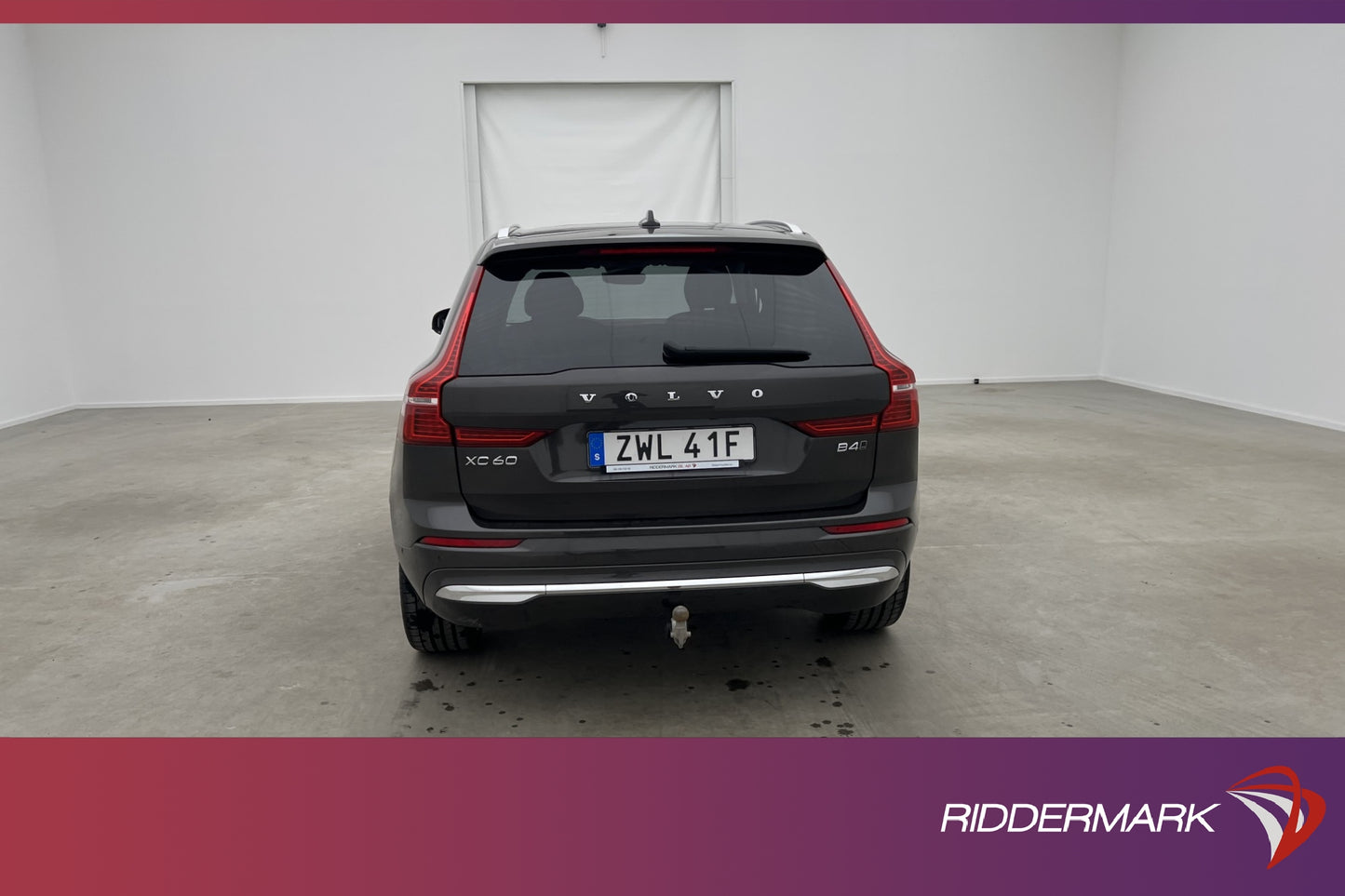 Volvo XC60 B4 AWD 197hk Inscription Pano H/K 360° HUD Drag