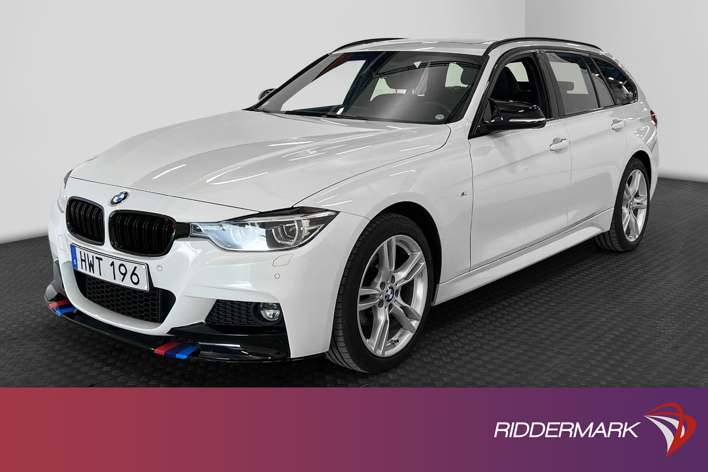 BMW 320i 184hk xDrive Touring M-sport H/K Pano Navi Helskinn