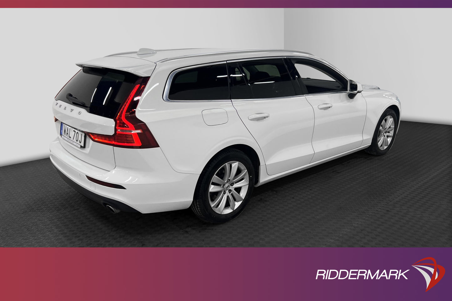 Volvo V60 D4 Momentum Advanced Edition VOC 190hk