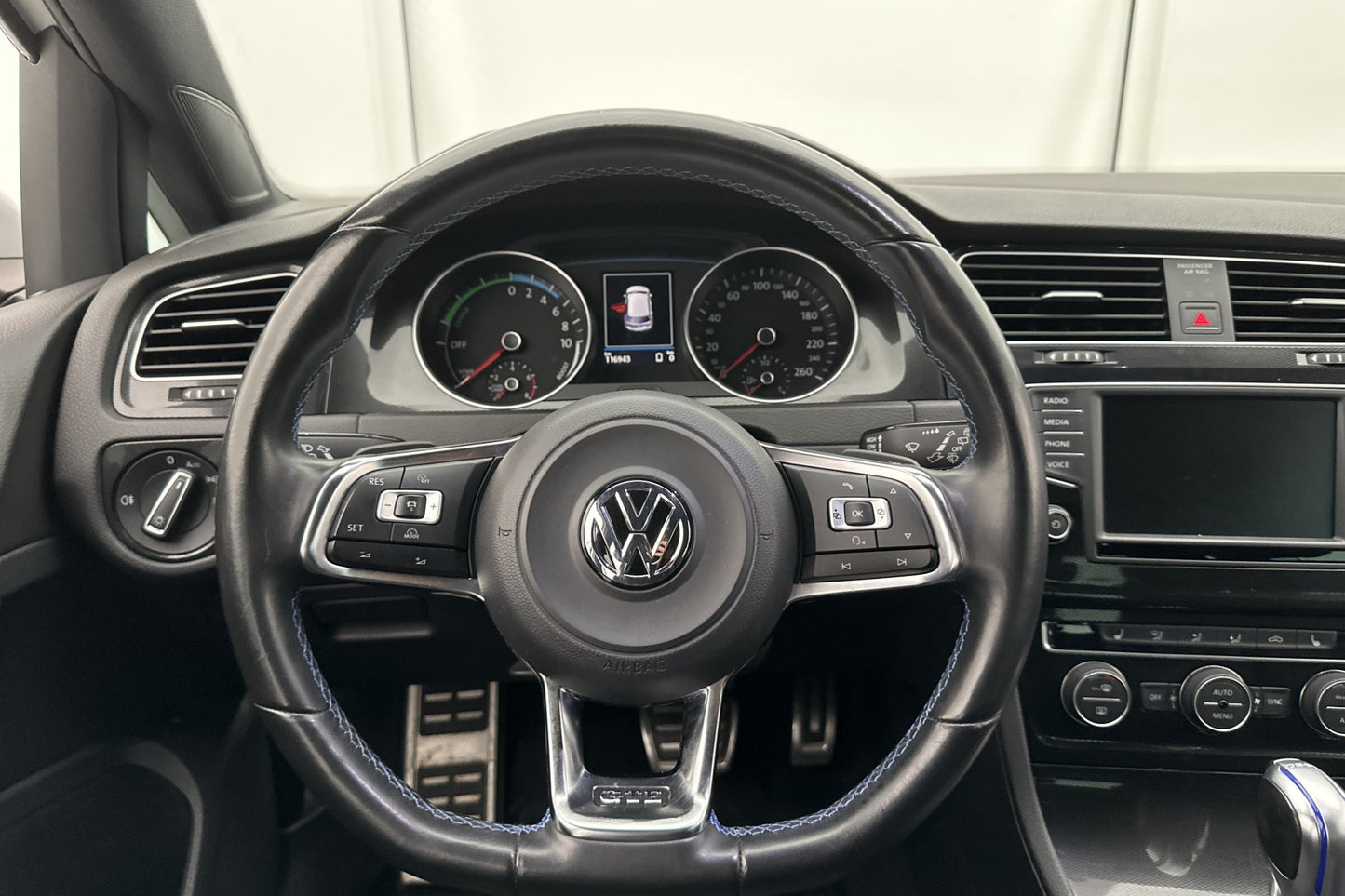 Volkswagen Golf GTE 204hk Kamera CarPlay Drag 0,19L/mil