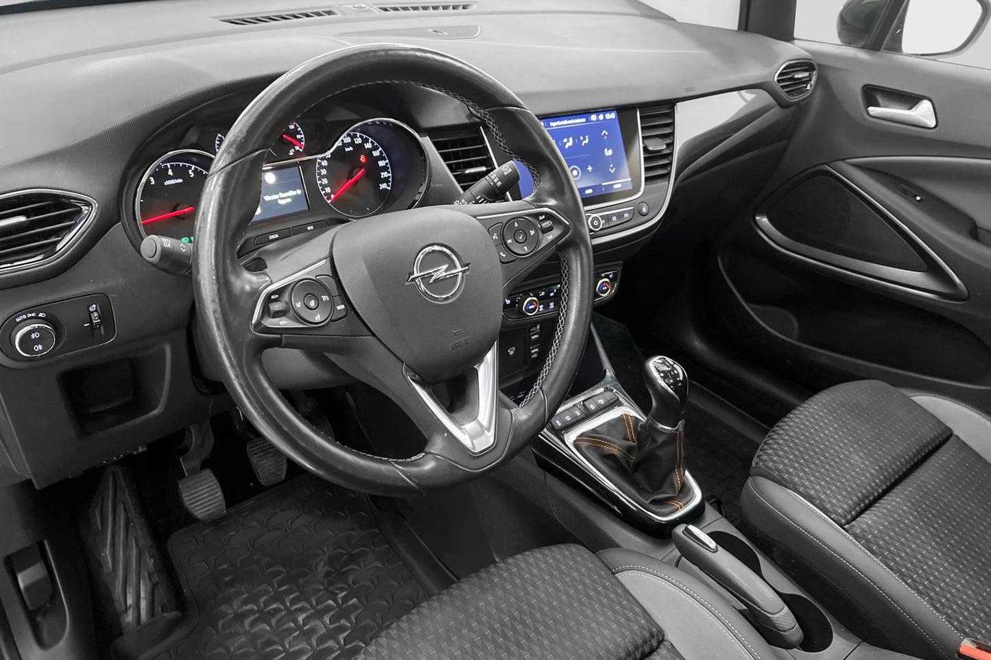 Opel Crossland X 1.2 Turbo 110hk Pano Navi 360-Kam Låg Skatt