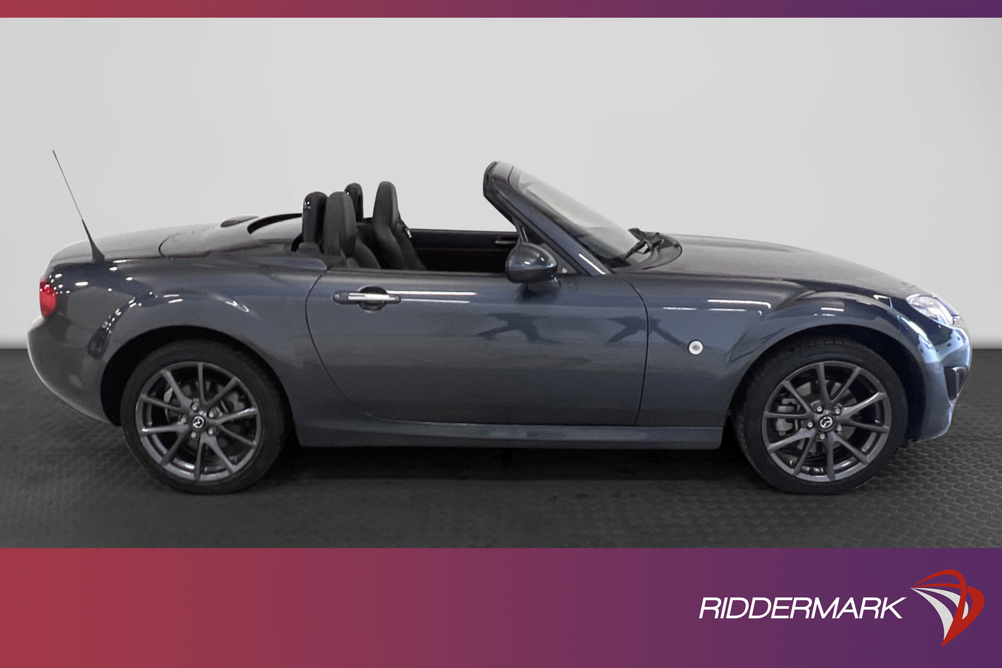 Mazda MX-5 Roadster Coupe 1.8 126hk Navigator Helskinn