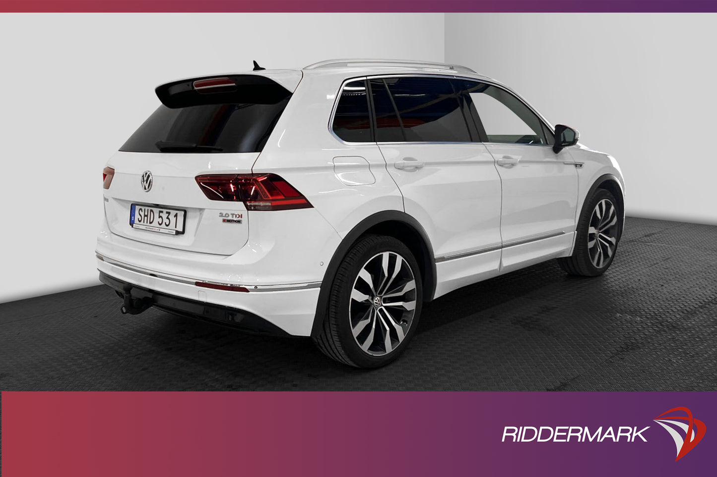 Volkswagen Tiguan 2.0 4M 190hk R Line Cockpit  D-Värm B-Kam