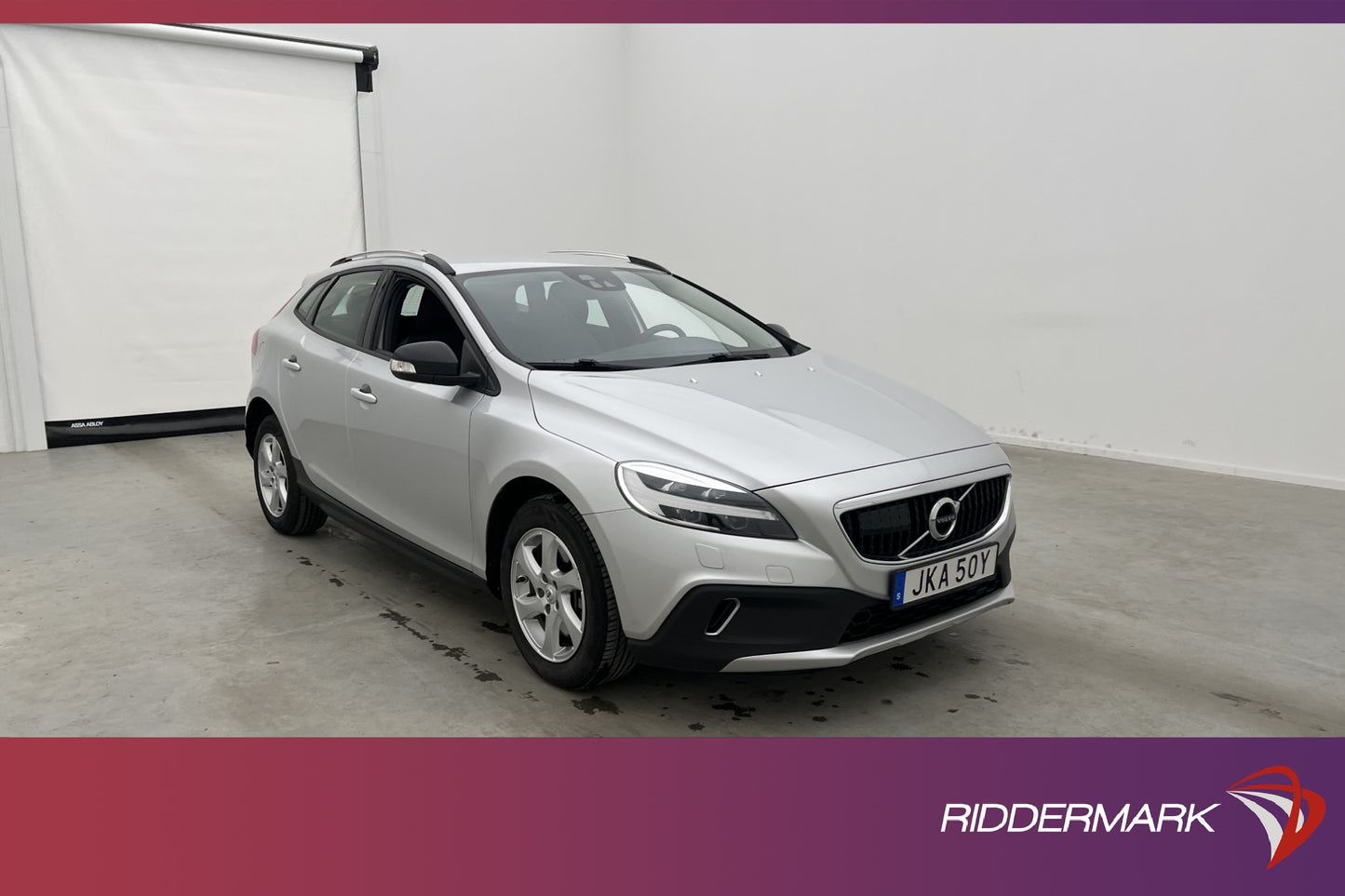 Volvo V40 Cross Country D3 150hk Momentum VOC B-Kamera Navi