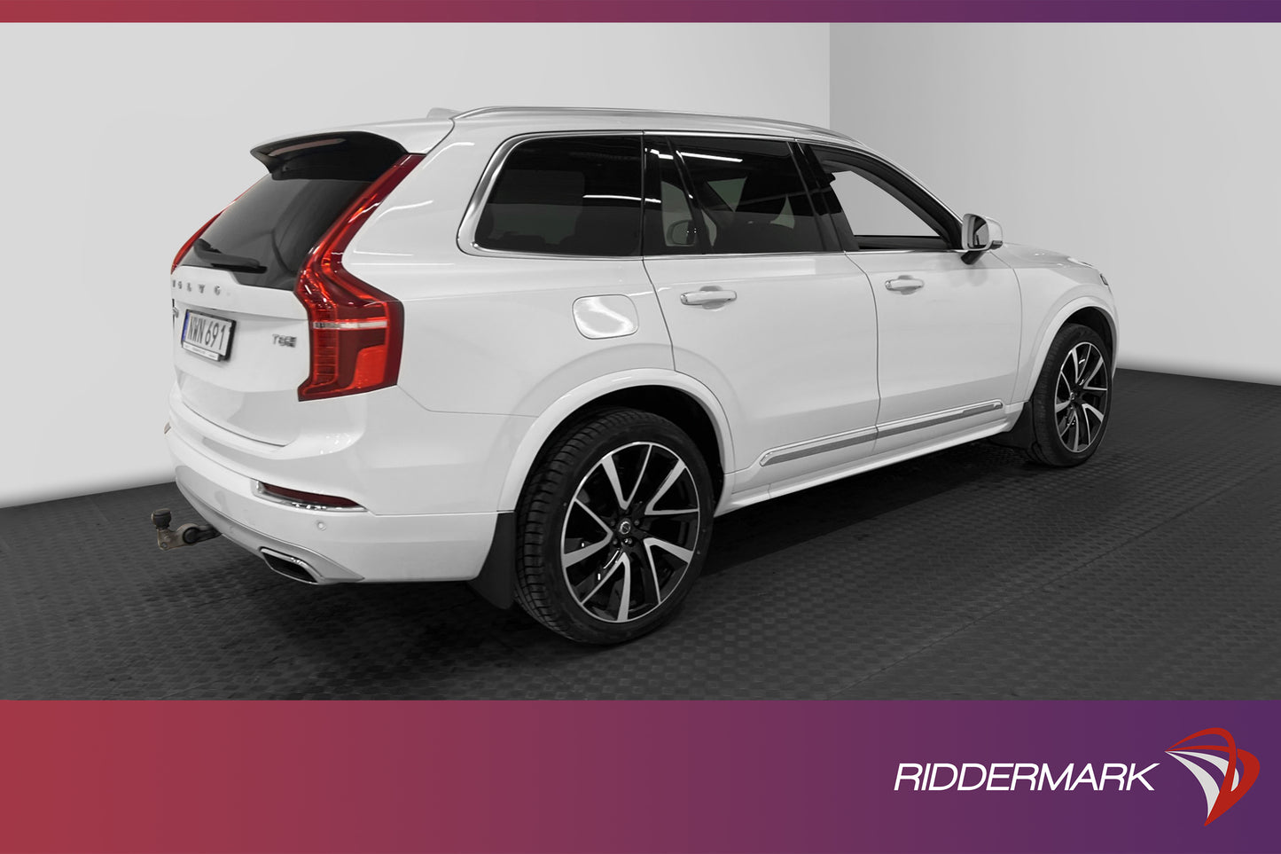 Volvo XC90 T8 AWD Inscription D-värm VOC HUD 360 7-sits Pano