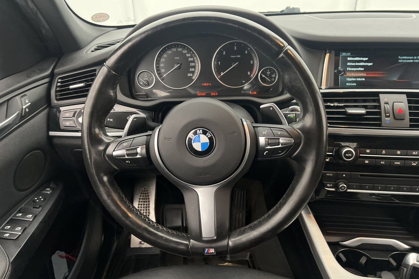 BMW X3 xDrive20d 190hk M Sport Sensorer Navi Drag Välservad