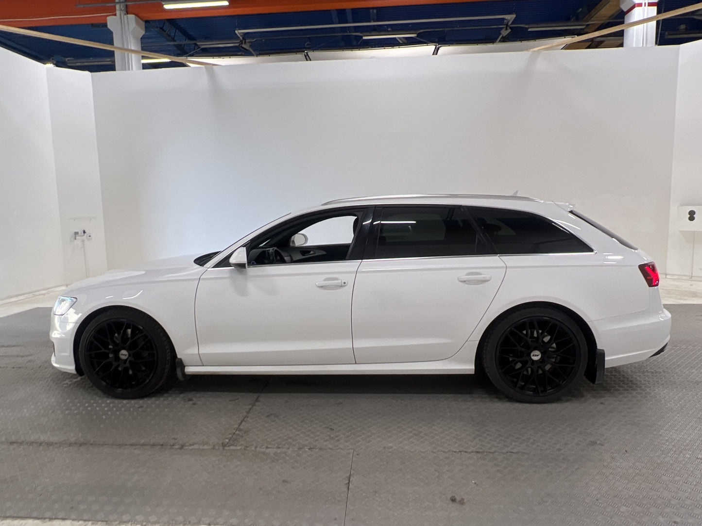 Audi A6 Avant 3.0TDI V6 Quattro 218hk D-värmare Drag 20" PDC