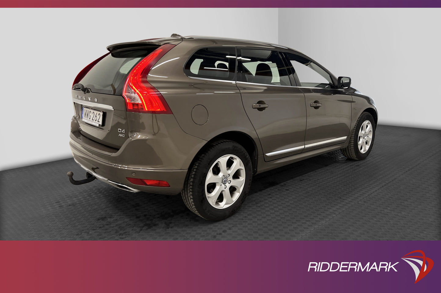 Volvo XC60 D4 AWD 190hk Summum P-Värm Skinn Keyless VOC Drag