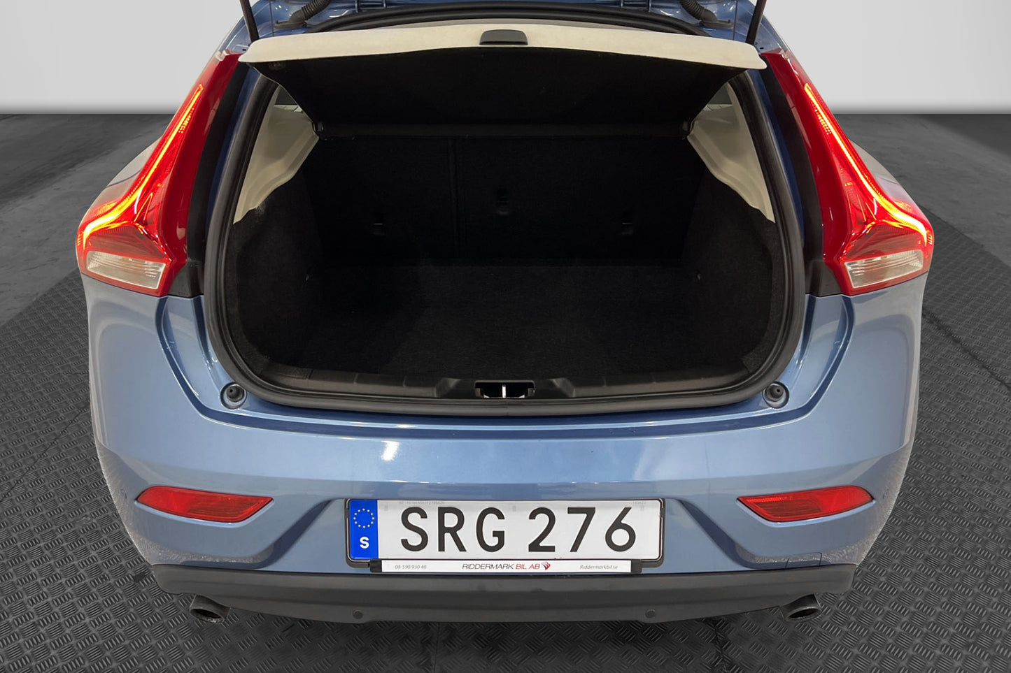 Volvo V40 T3 150hk P-Värmare Skinn Nyservad 0,53l/mil