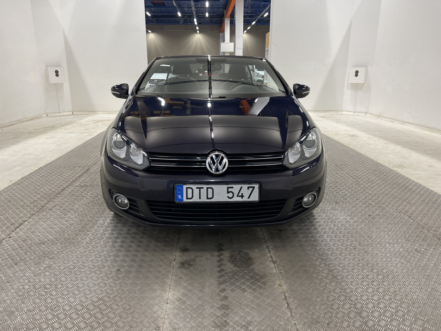 Volkswagen Golf Cabriolet 1.4 160hk Halvskinn Nybes Lågmil