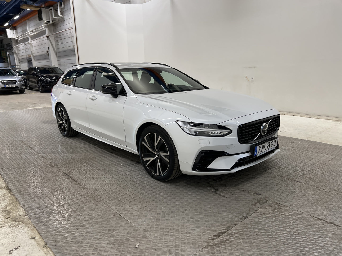 Volvo V90 T6 AWD Recharge 340hk R-Design 360* Pano H/K