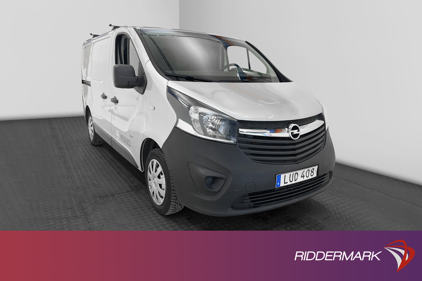 Opel Vivaro 1.6CDTI 115hk Dragkrok 3-sits Takräcke Moms