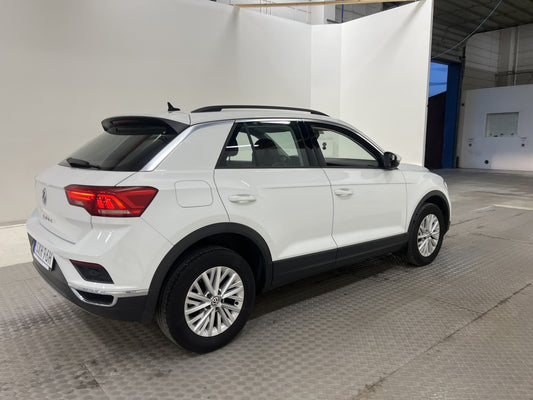 Volkswagen T-Roc 1.0 TSI 115hk Apple CarPlay Nyservad