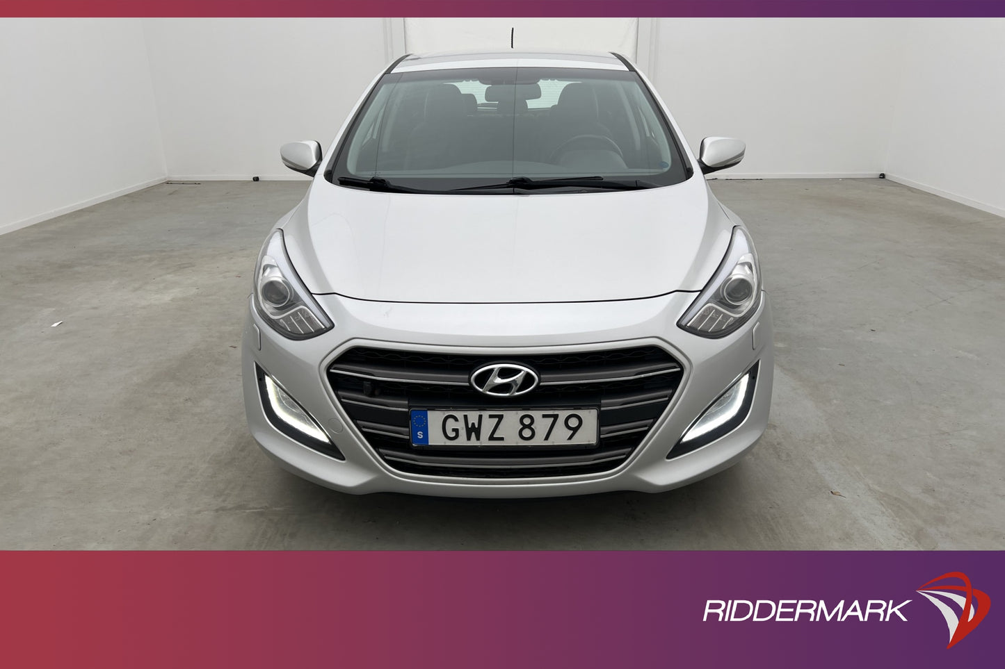 Hyundai i30 CRDi 136hk Premium Värmare Kamera Navi Välservad