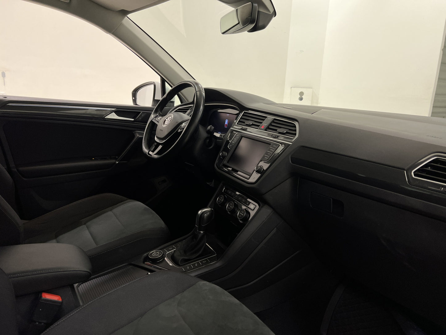 Volkswagen Tiguan TDI 4M 190hk Premium GT Cockpit Värm Drag