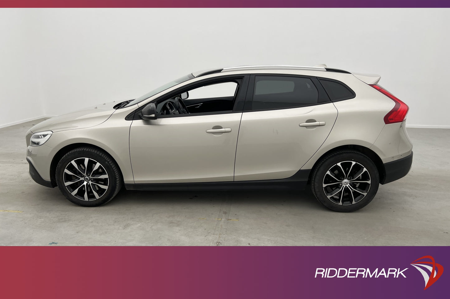 Volvo V40 Cross Country T4 AWD Momentum VOC Sensorer Drag