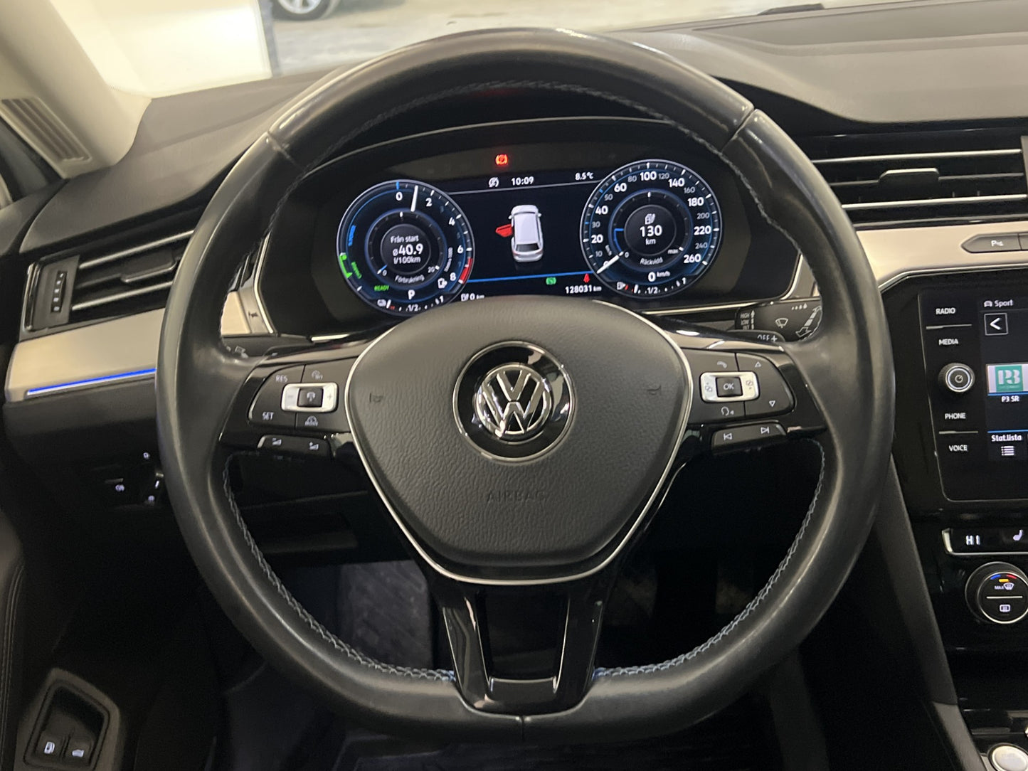 Volkswagen Passat GTE 218hk Cockpit Värmare Kamera Drag