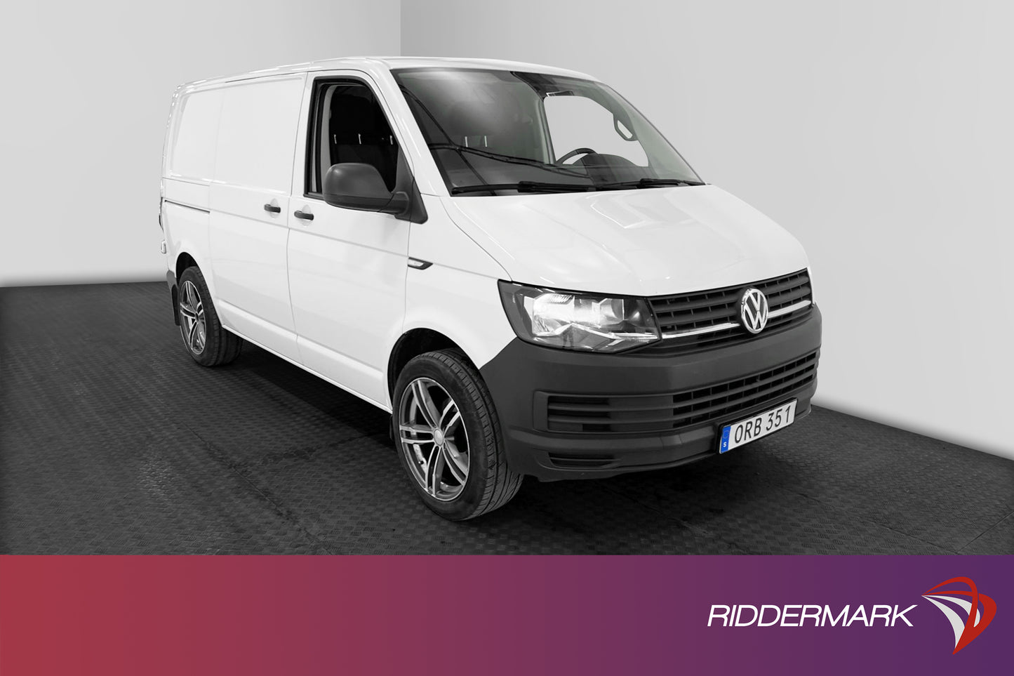 Volkswagen Transporter 2.0TDI Automat 140hk Värmare Drag