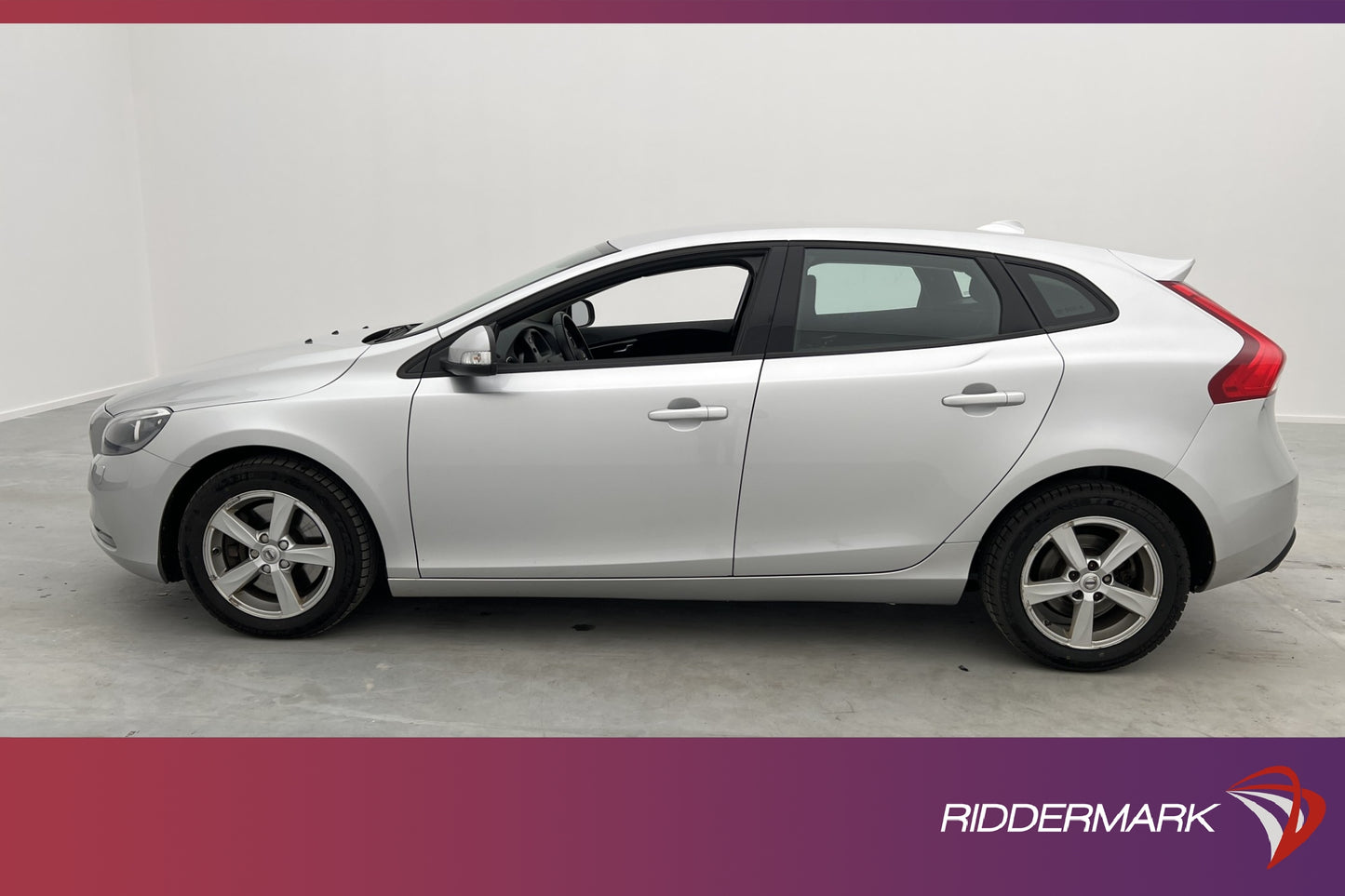 Volvo V40 D3 150hk P-sensorer 0,37l/Mil Euro 6