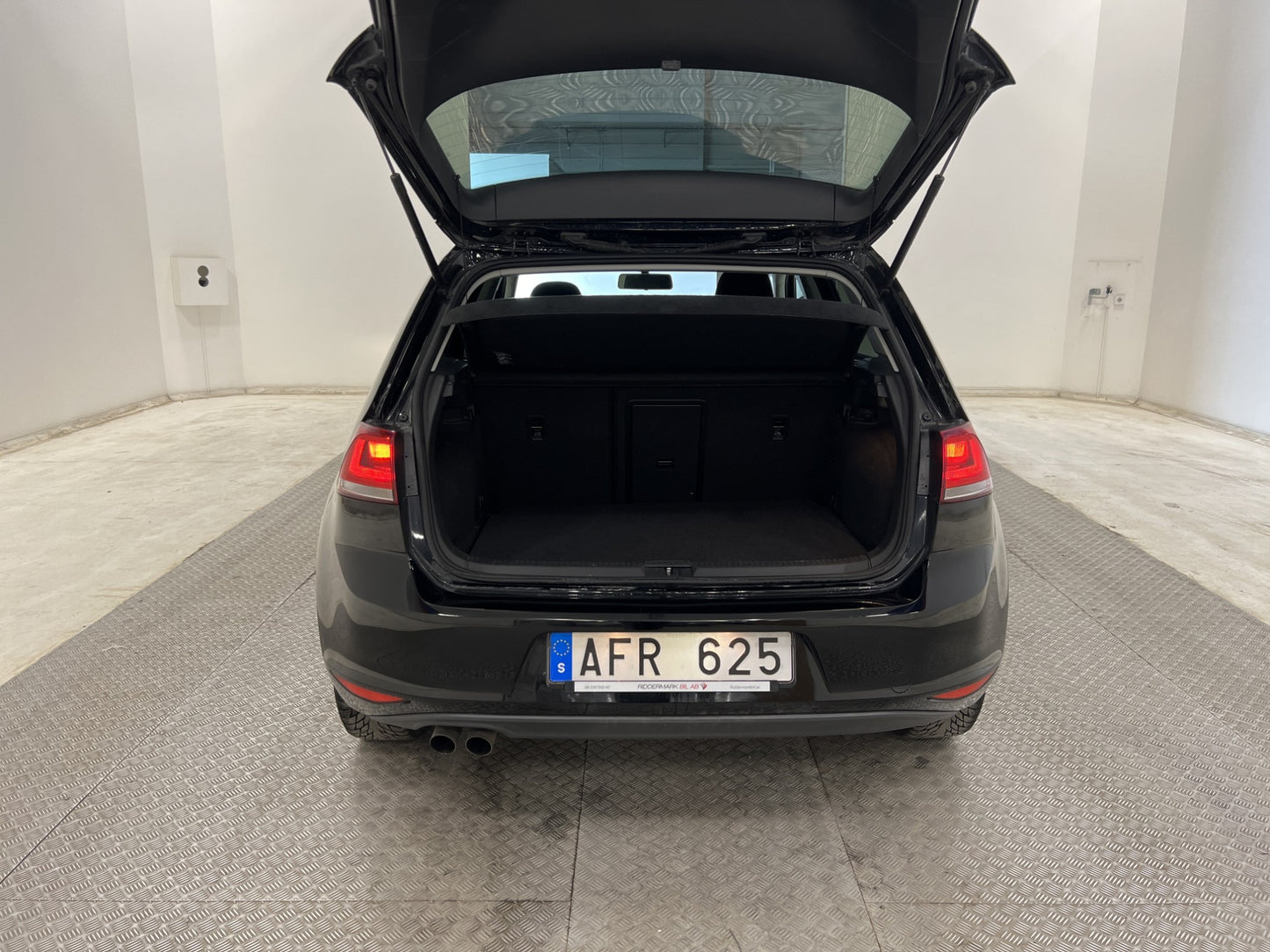 Volkswagen Golf 1.6 TDI 4Motion 105hk M-Värmare Välservad