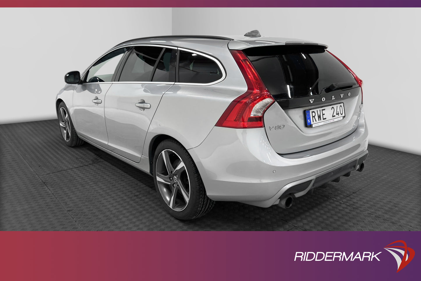 Volvo V60 T4 180hk R-Design Navi Nyservad Helskinn Taklucka