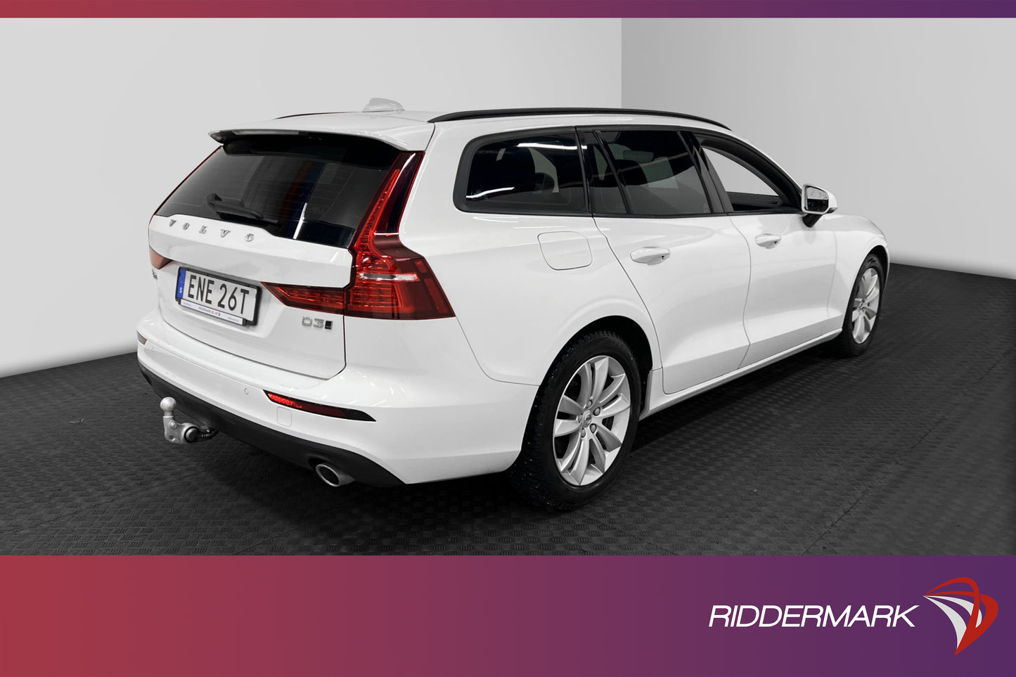 Volvo V60 D3 AWD Momentum Adv D-värm VOC B-kamera Navi Drag