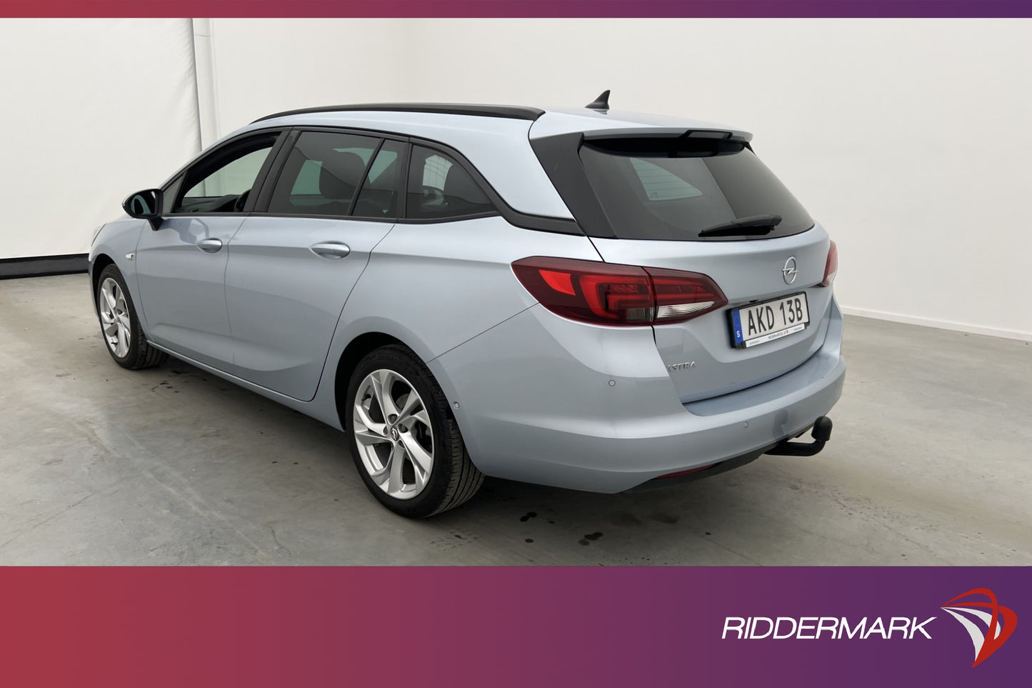 Opel Astra CVT 145hk M/K-Värmare Kamera BOSE Navi Drag