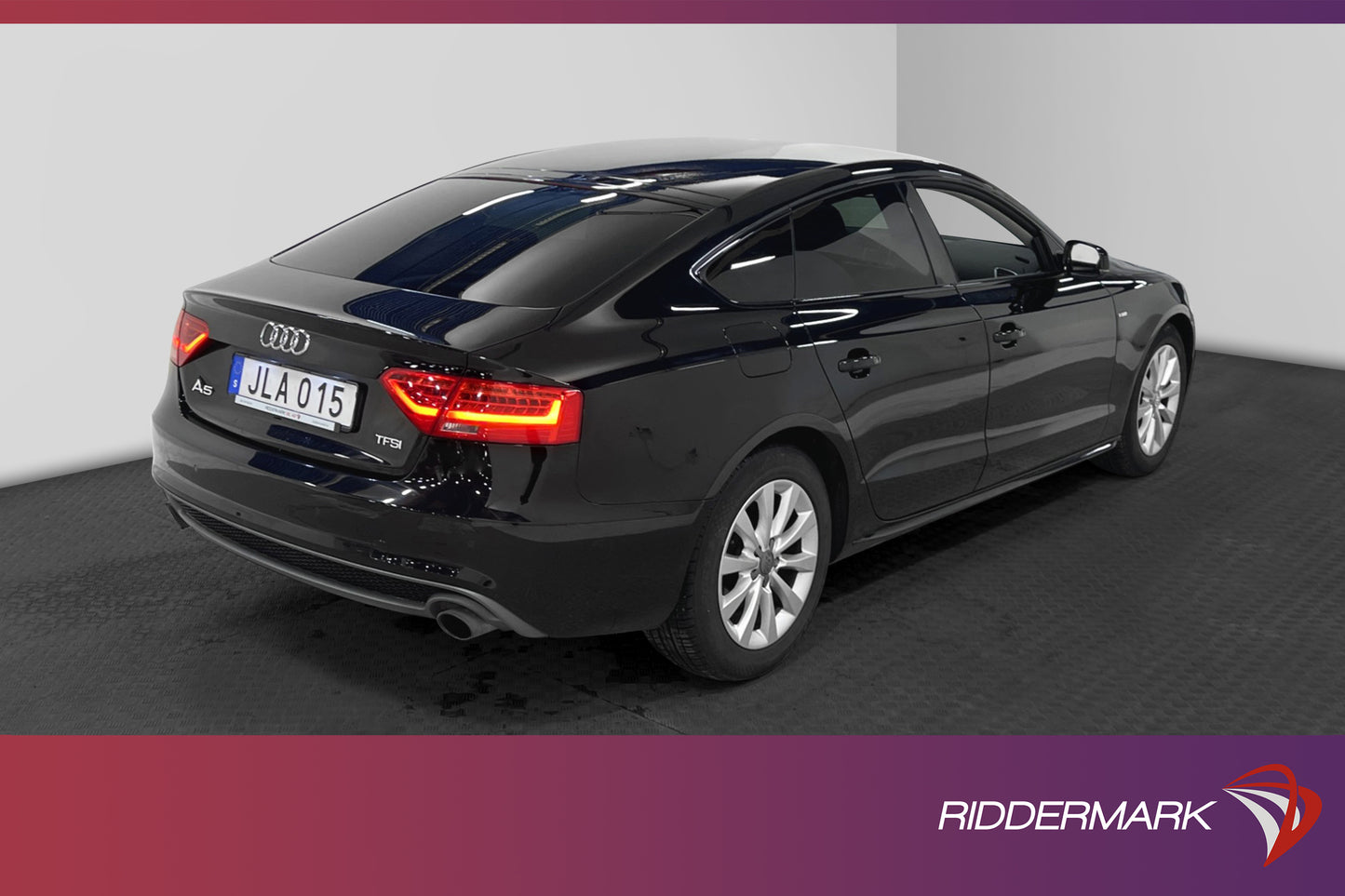 Audi A5 1.8 TFSI S-Line P-sensorer Svart Optik Nyservad