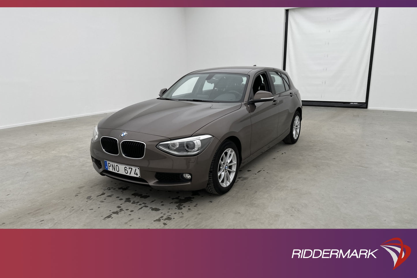 BMW 116i  P-Sensorer 668 kr Skatt 0,45L/mil 136hk