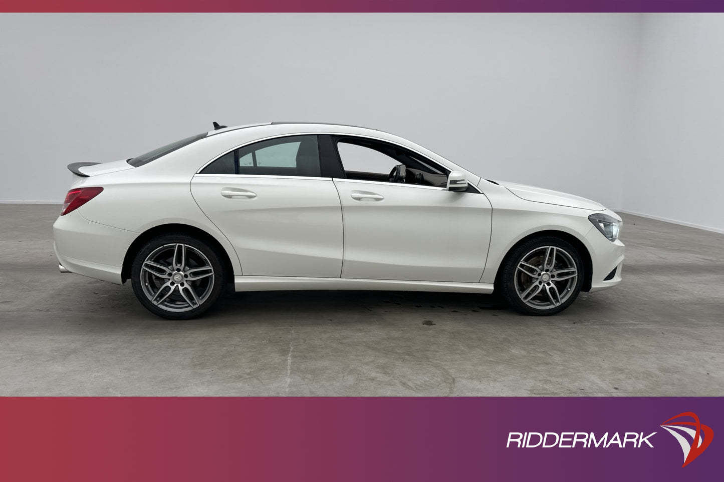 Mercedes-Benz CLA 250 211hk 4M Panorama Skinn Nyservad