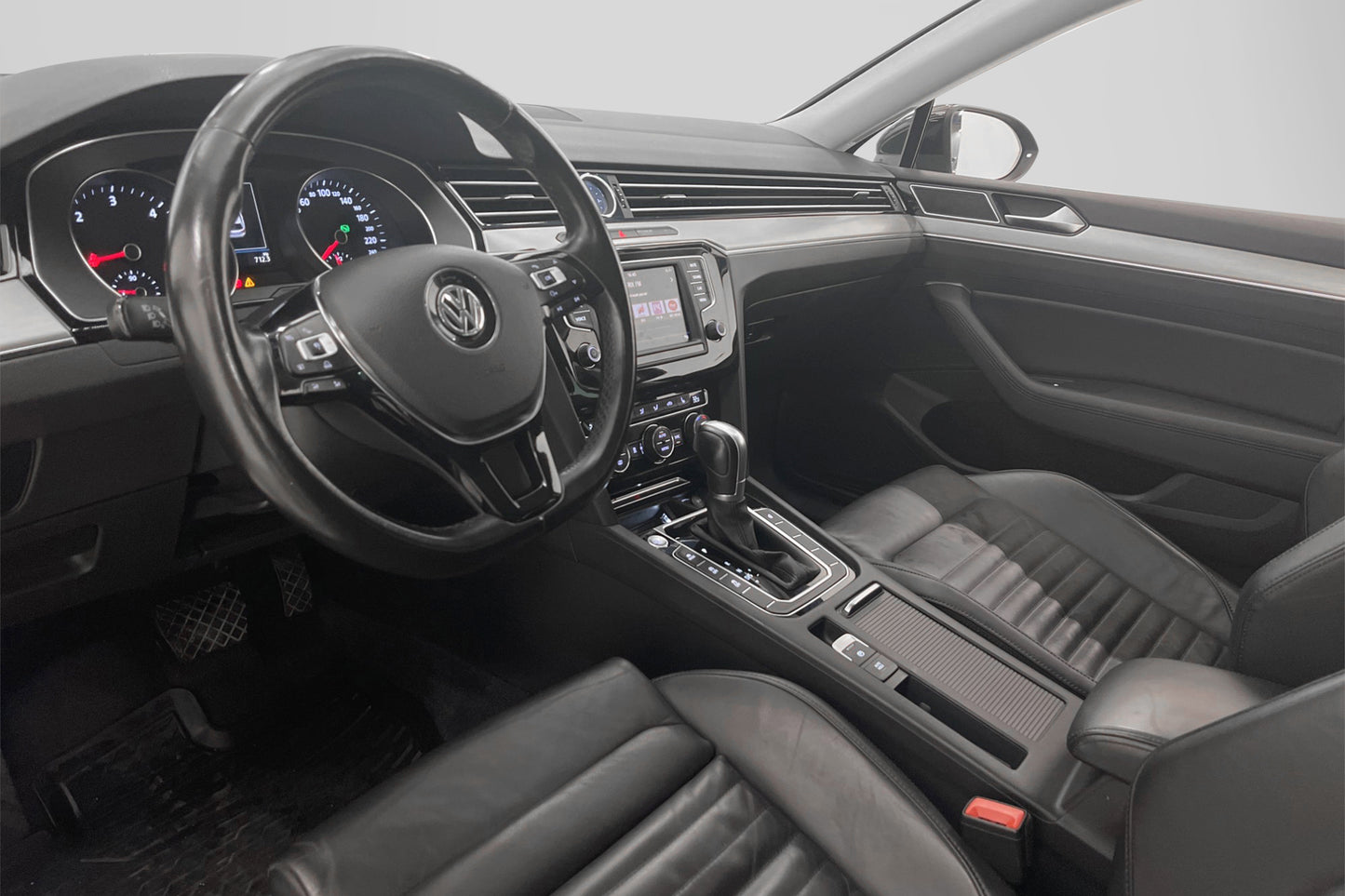 Volkswagen Passat 2.0 TDI 4M 190hk R-Line Värmare B-kam Drag