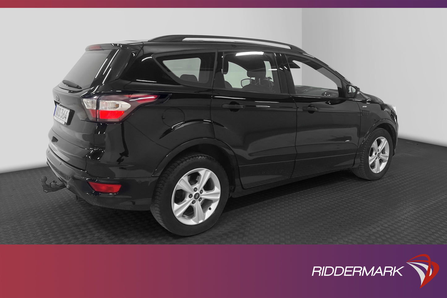 Ford Kuga 2.0 150hk AWD ST-Line D-värm Dragkrok Nyservad