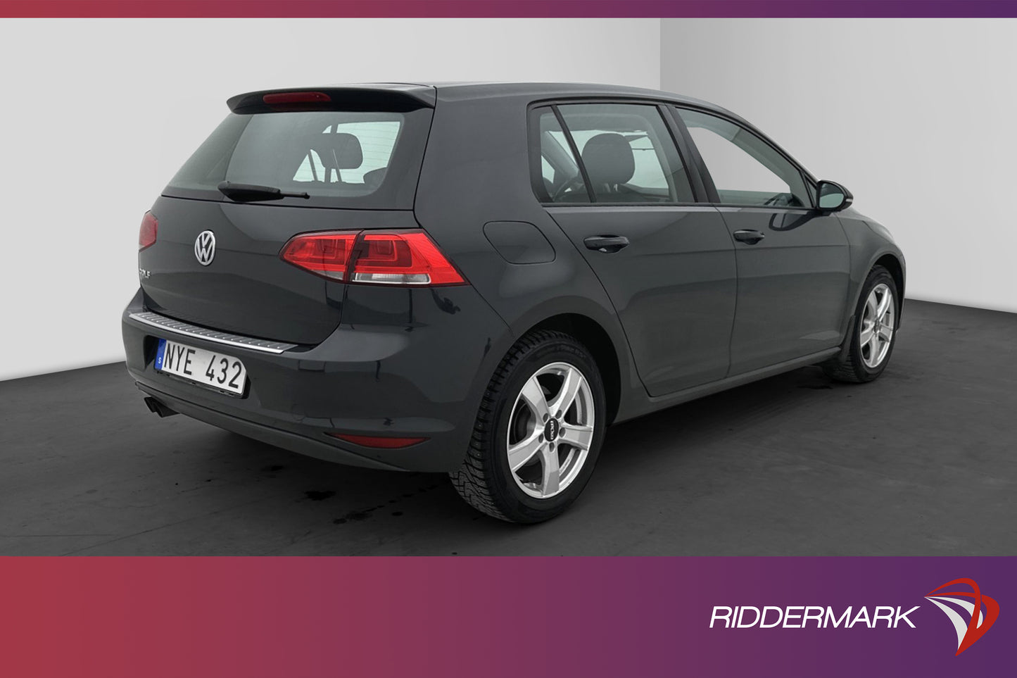 Volkswagen Golf 1.4 TSI 122hk Style Värmare Adaptiv Välserva