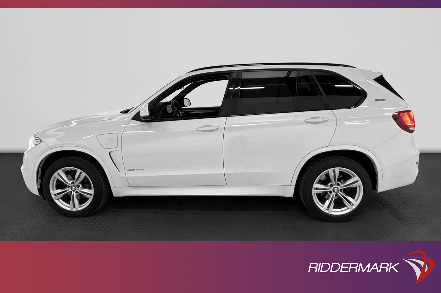 BMW X5 xDrive40e M Sport Kamera H/K Drag Skinn Navigation