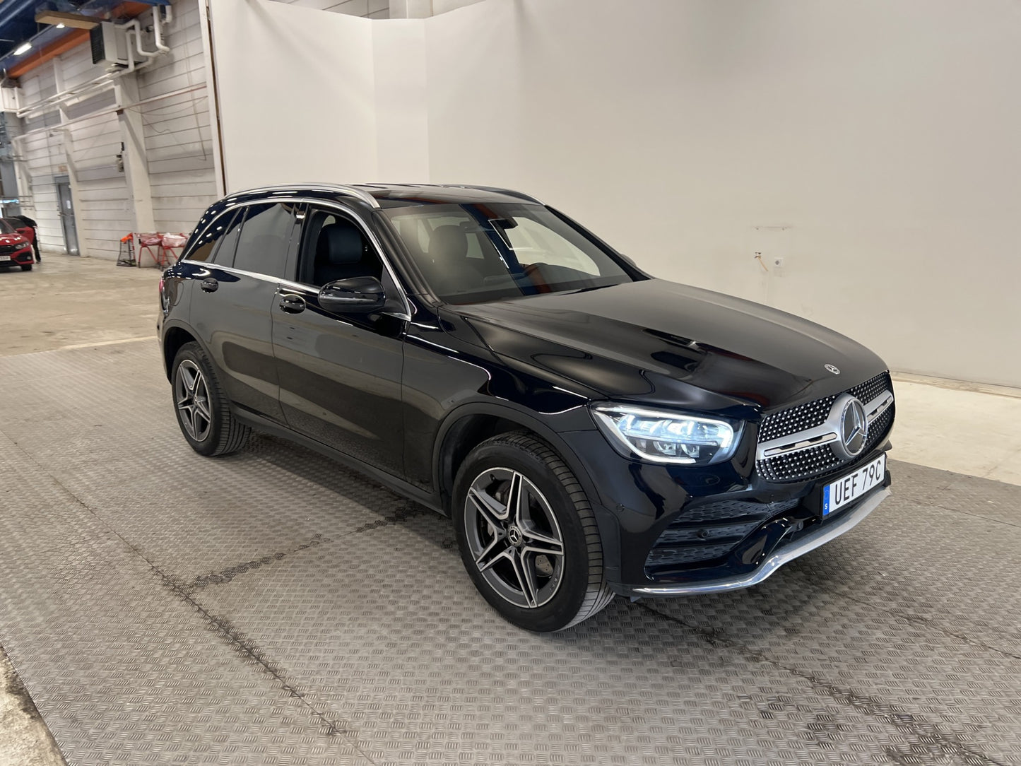 Mercedes-Benz GLC 300 e 4M 306hk AMG Bkamera Drag Värmare