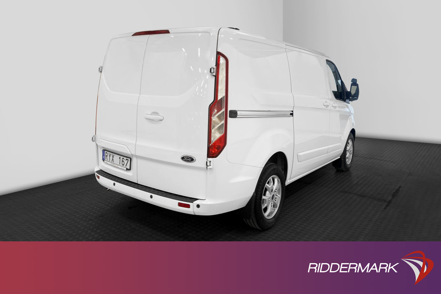 Ford Transit Custom 2.2TDCi 155hk Värmare PDC V-inredd