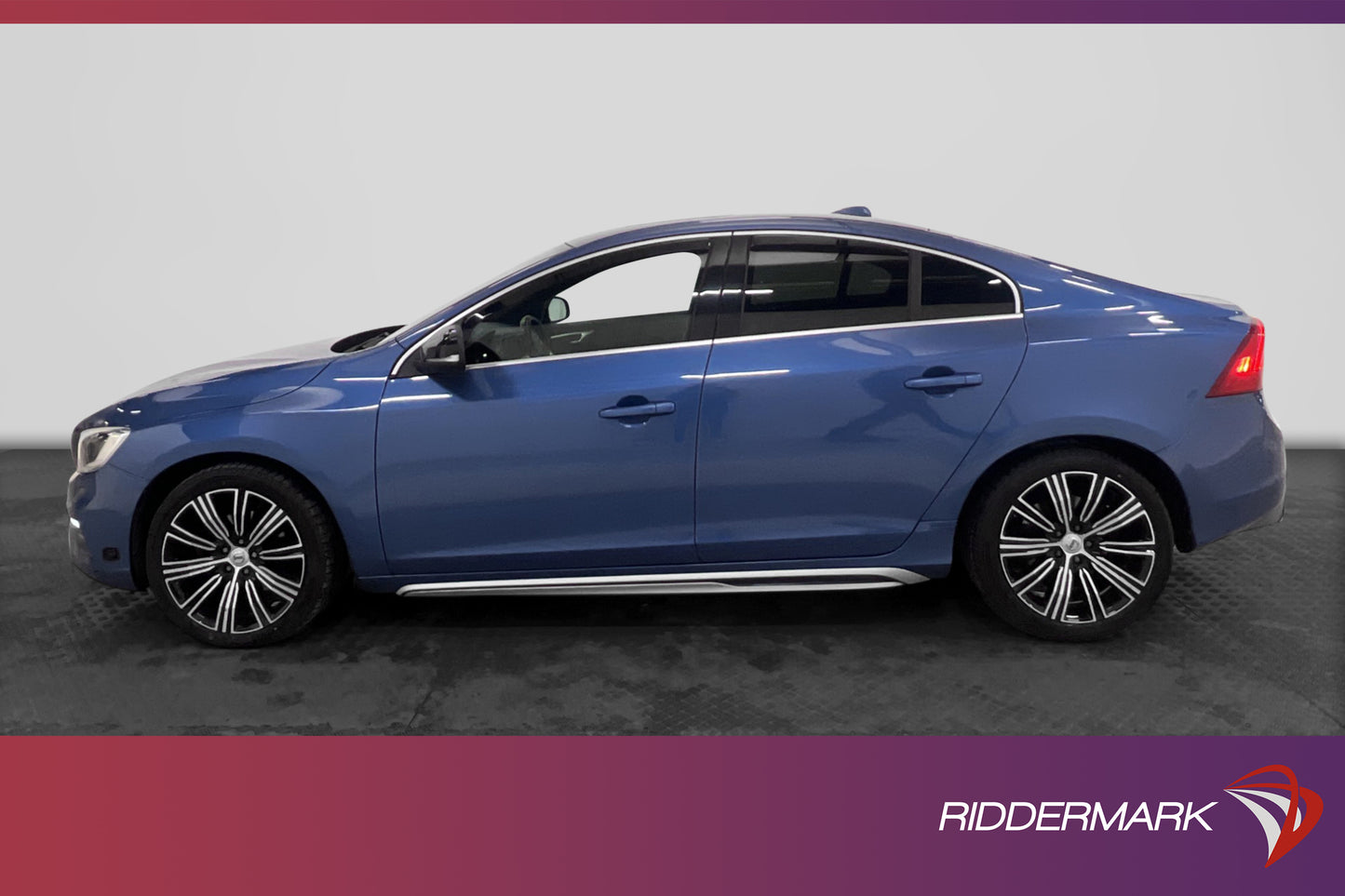 Volvo S60 D4 190hk R-Design VOC Taklucka Värm Navi Sensorer