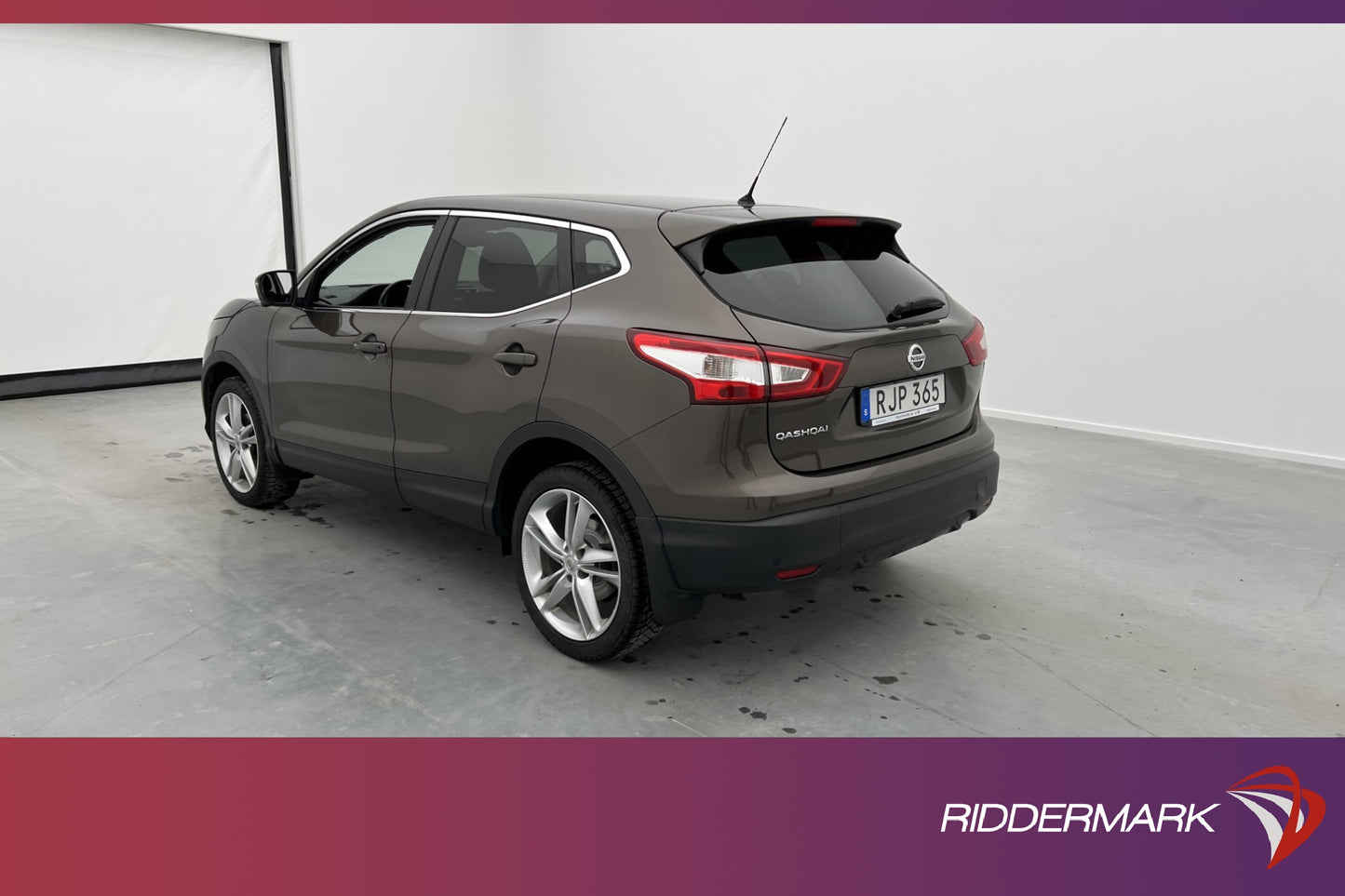 Nissan Qashqai 1.5 dCi 110hk N-Connecta 360° Navi Sensorer