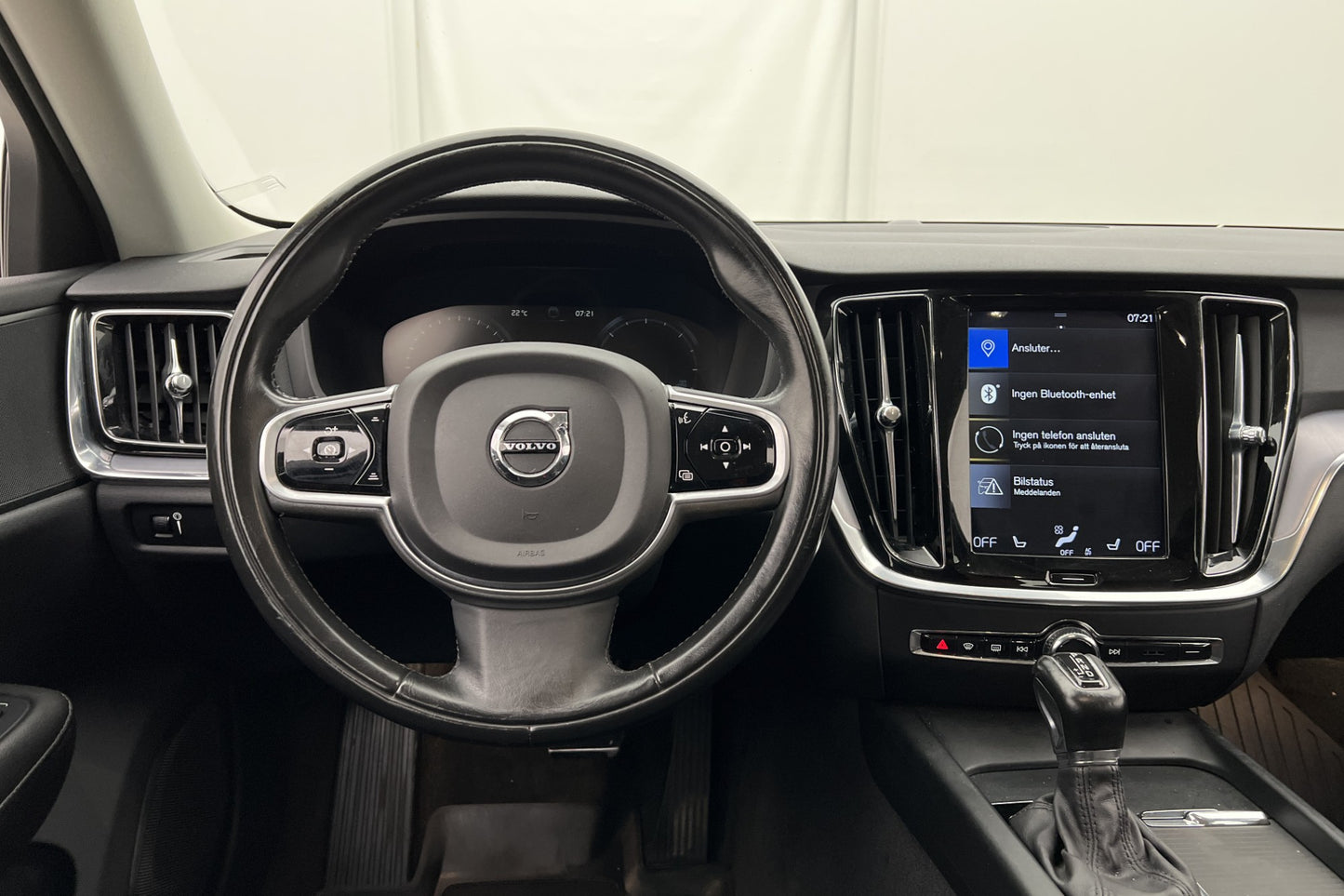 Volvo V60 Cross Country D4 AWD Momentum VOC Värmare CarPlay