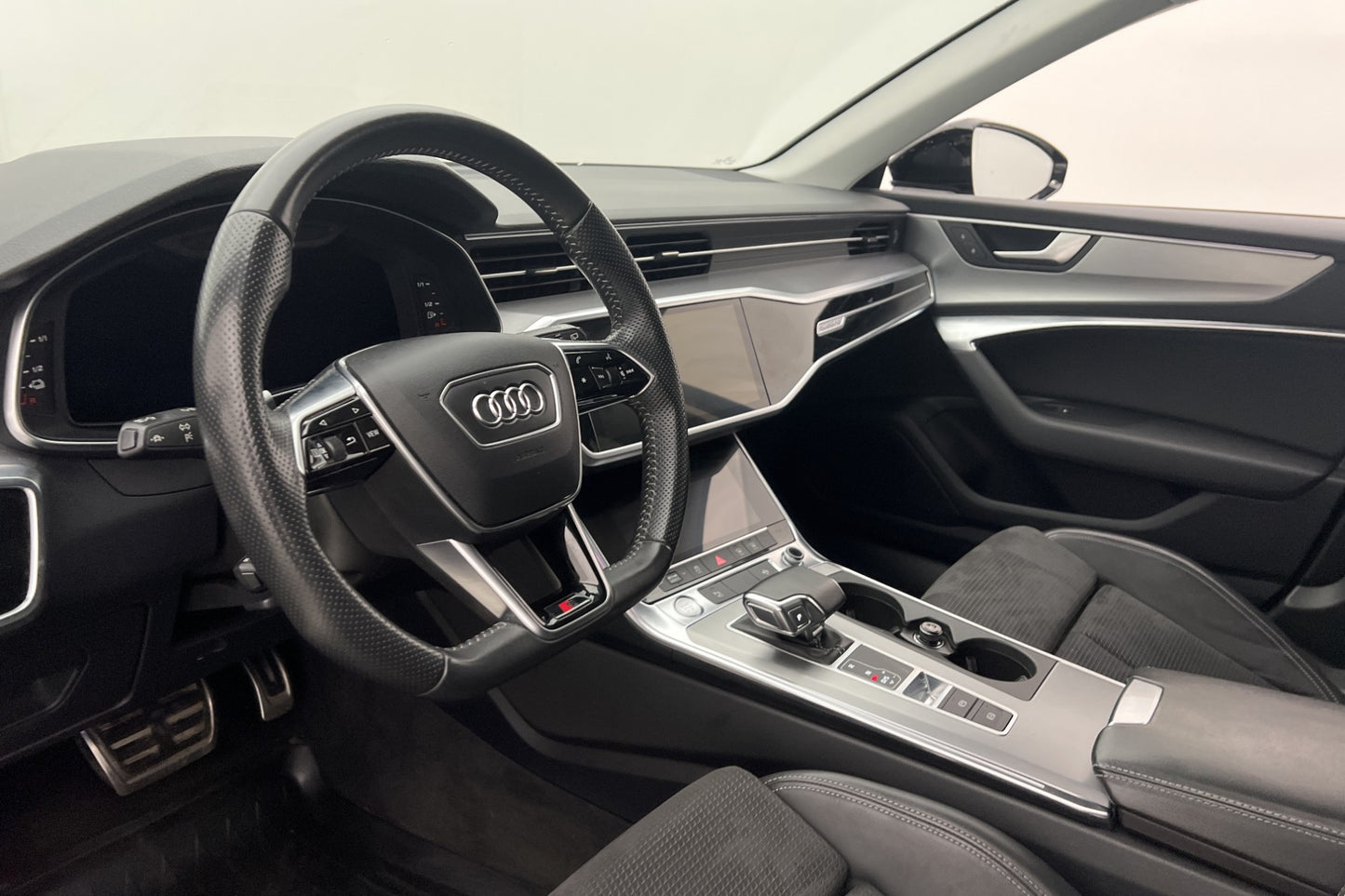 Audi A6 Avant 55 TFSI e Q S-Line Cockpit 360° Matrix Drag