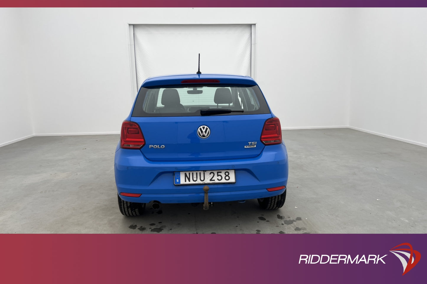 Volkswagen Polo 1.2 TSI 90hk Premium Kamera Farthållare Drag