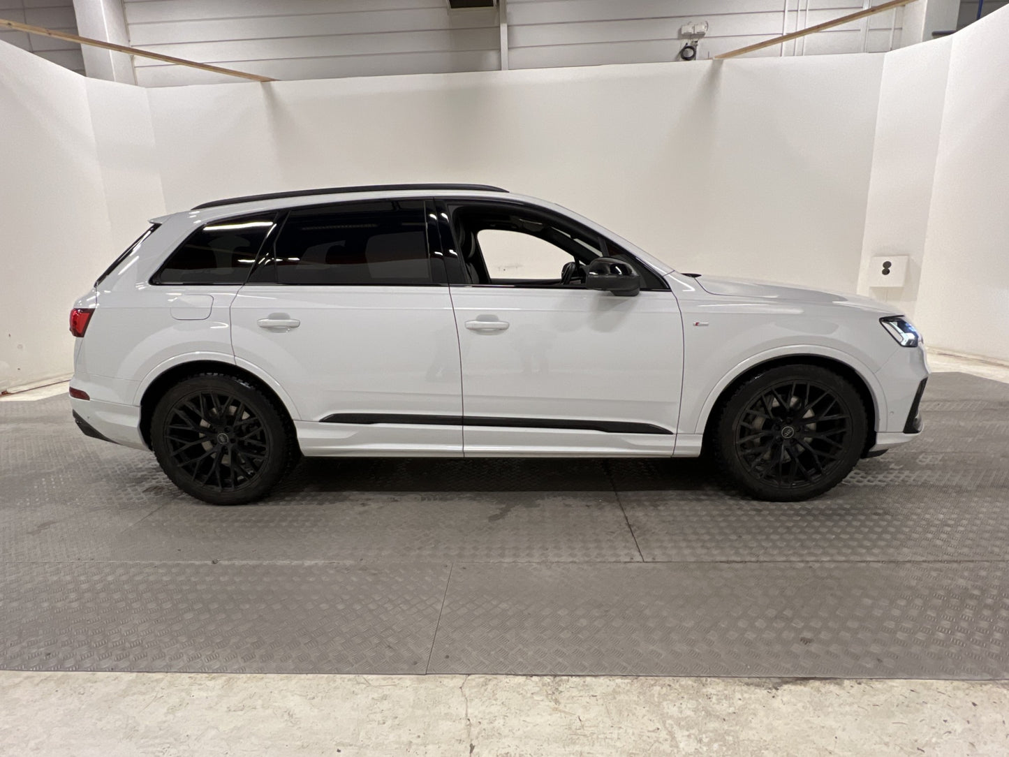 Audi Q7 50 TDI 286hk S-Line Pano BOSE Matrix 360° Softclose