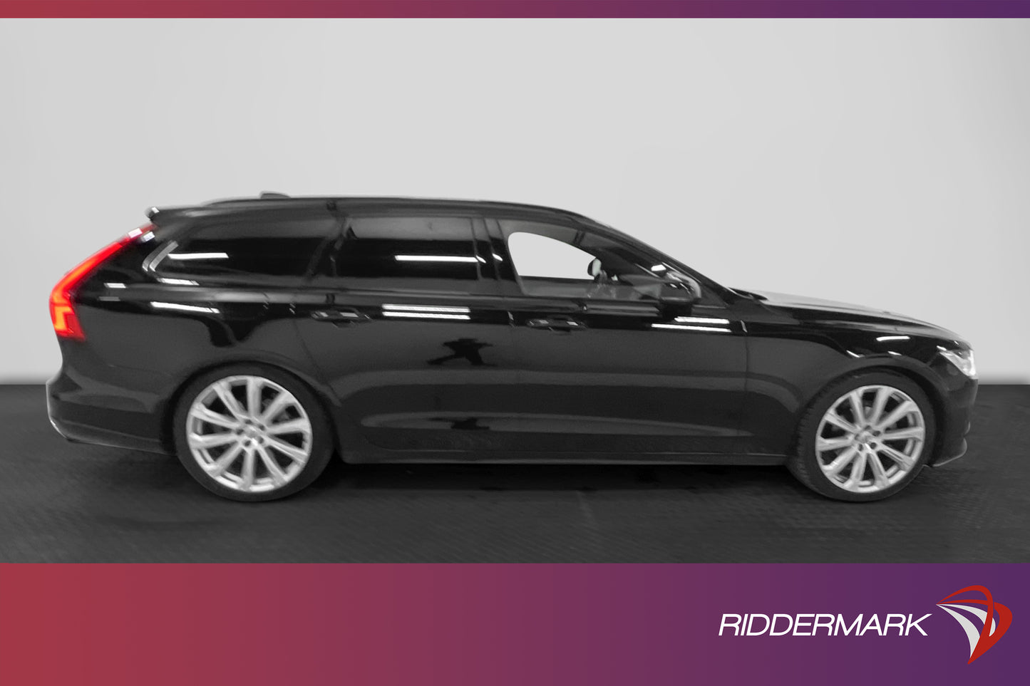 Volvo V90 T4 190hk R-Design Drag 21" CarPlay BLIS Backkamera