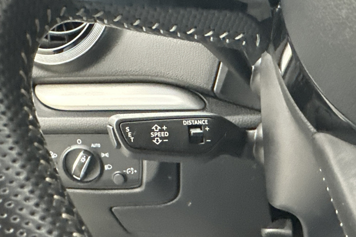 Audi A3 Sedan TFSI 150hk S-Line Cockpit Navi Adaptiv-fart