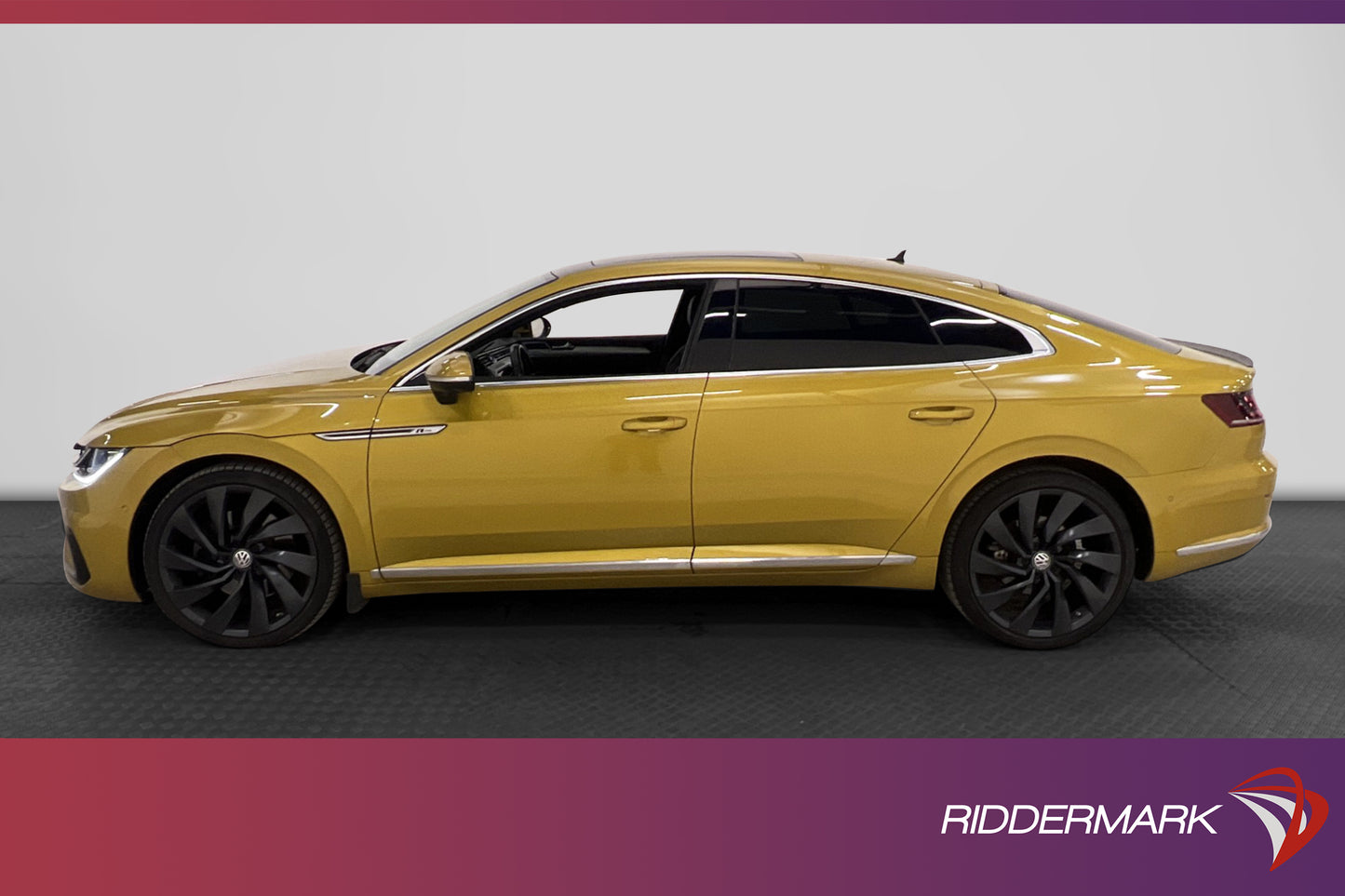 Volkswagen Arteon 4M 240hk R-Line Cockpit Pano Dynaudio 360°