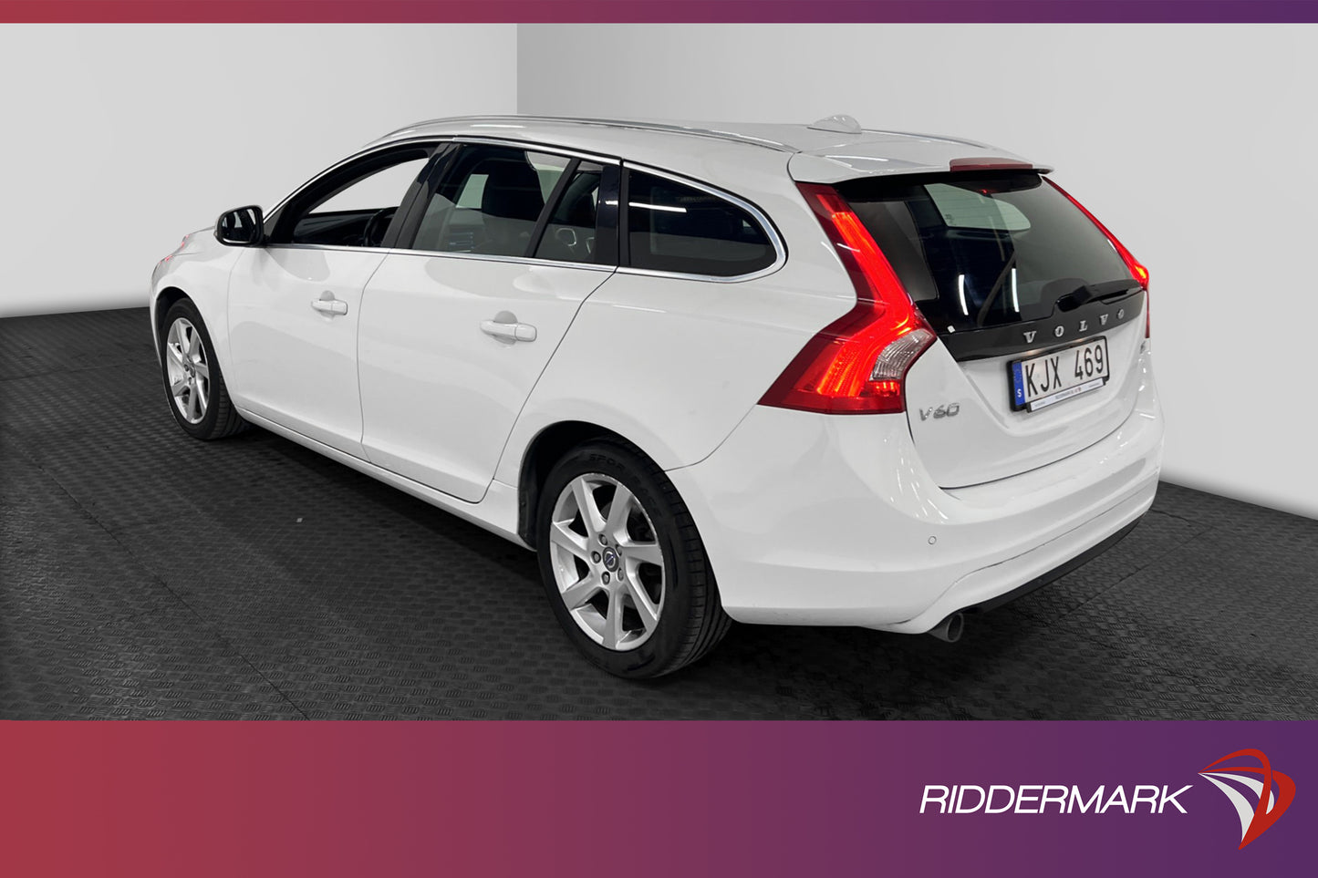 Volvo V60 D4 163hk Summum Värmare Skinn Sensorer Välservad