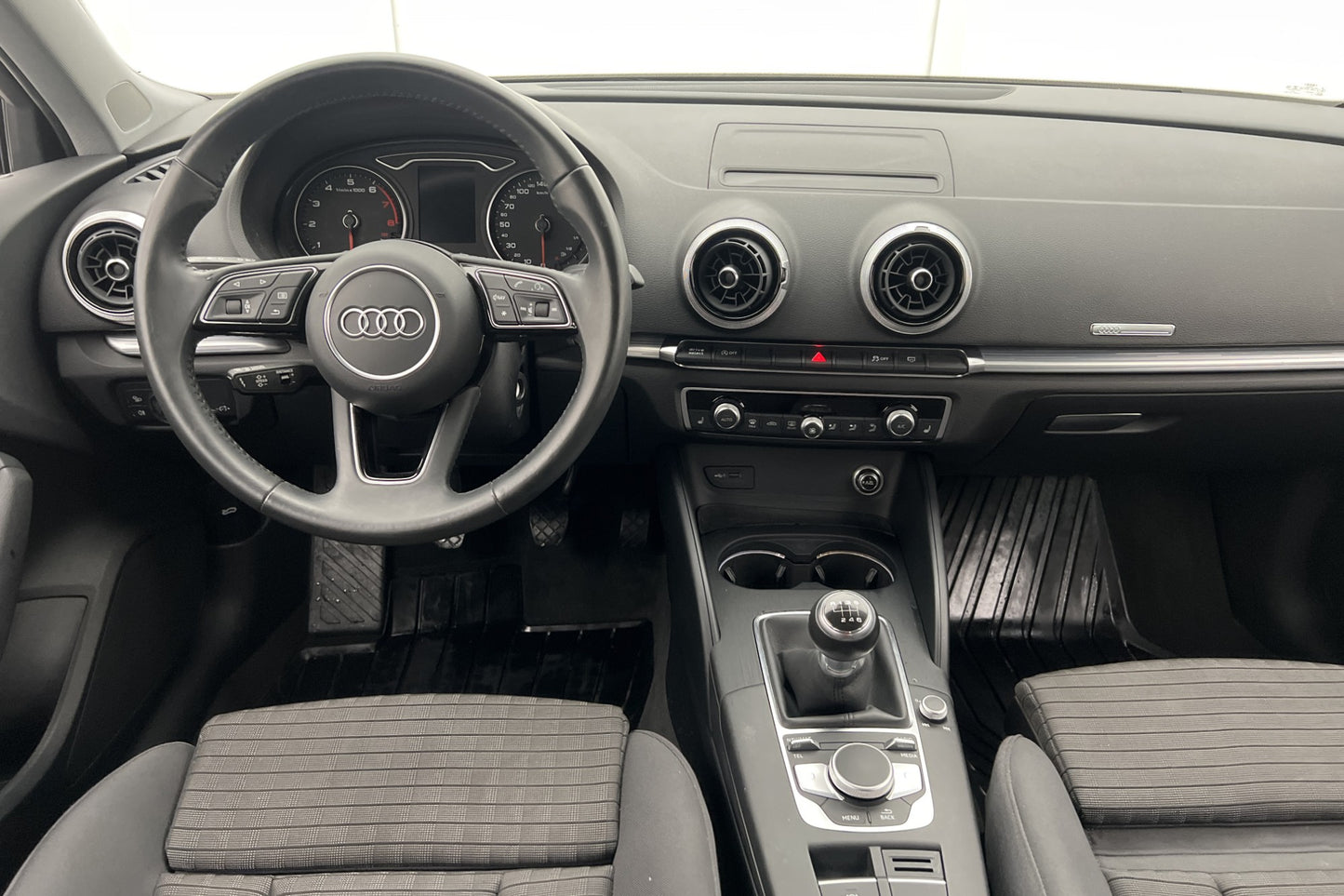 Audi A3 SB 35 TFSI 150hk Sport Edition P-sensorer 0.45l/mil