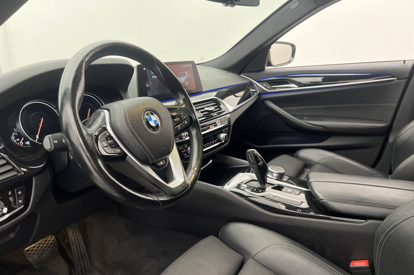 BMW 520d xDrive 190hk Sport line T-Lucka 360° HiFi Rattvärme