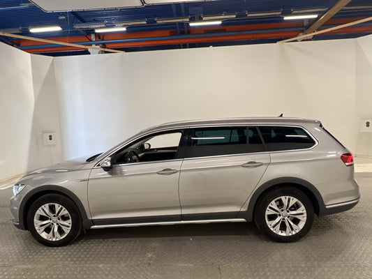 Volkswagen Passat Alltrack 4M Business Värmare Bkamera Drag