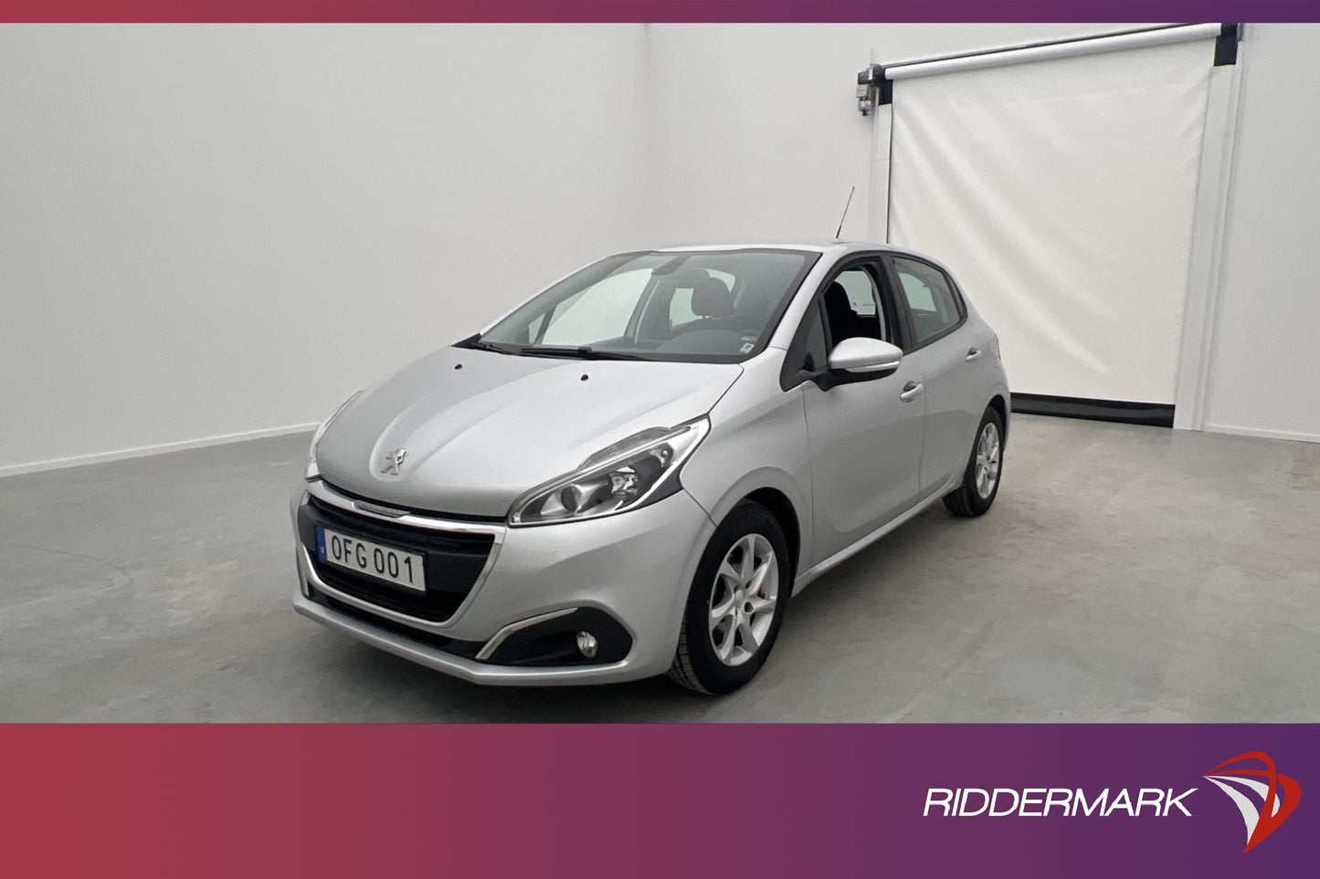 Peugeot 208 PureTech 1.2 VTi 82hk 2 Brukare Farthållare